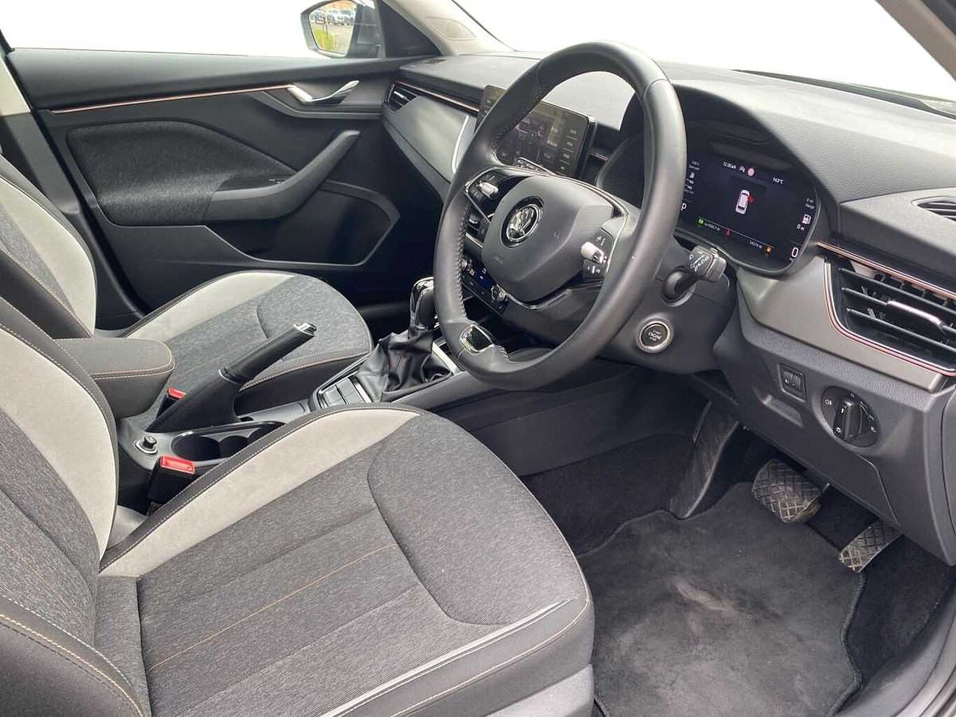 SKODA Kamiq 1.5 TSI SE L Executive 5Dr DSG