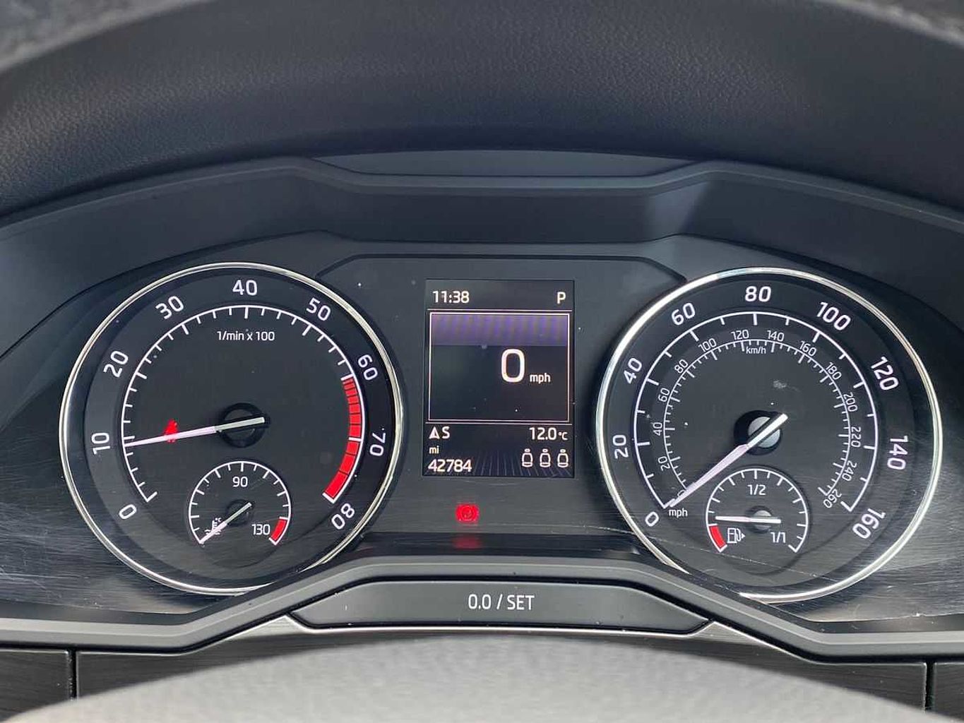 SKODA Superb 2.0 TSI 220ps SE L Executive DSG Hatchback