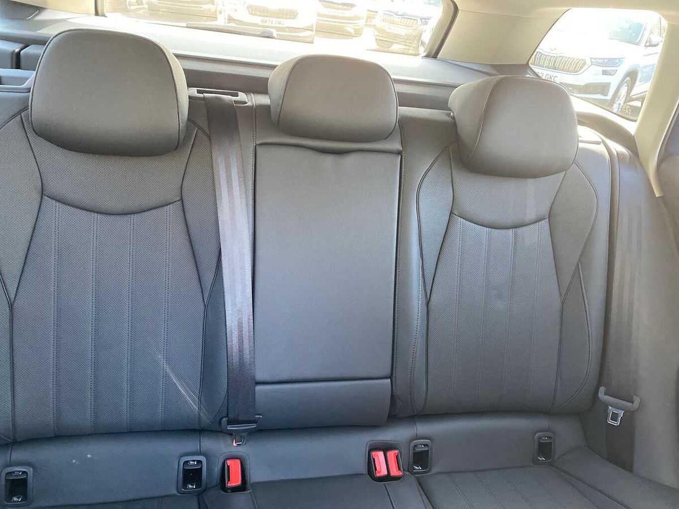 SKODA Superb 1.5 TSI Iv SE L DSG 5Dr