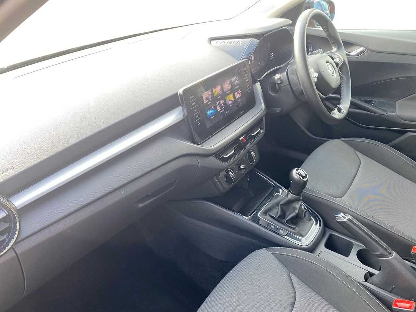 SKODA Fabia 1.0 TSI 110 Colour Edition 5Dr